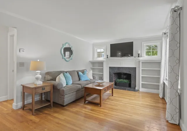 Photo 4 of Sale Pending at 277 Vernon St, Wakefield, MA 01880 | MLS# 73565563 | Listing updated on 2026-09-03