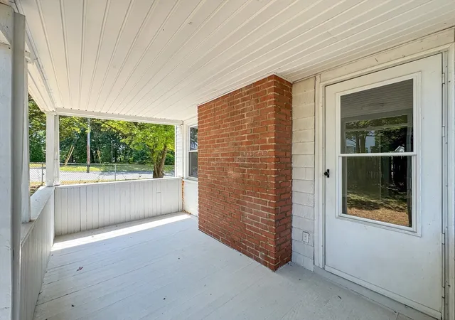 Homes for sale in Springfield, MA | 4 Wolfe St, Springfield, MA 01020 | MLS# 73549172