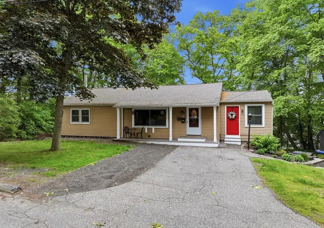 Homes for sale in Auburn, MA | 8 Woodside Ter, Auburn, MA 01501 | MLS# 73528928