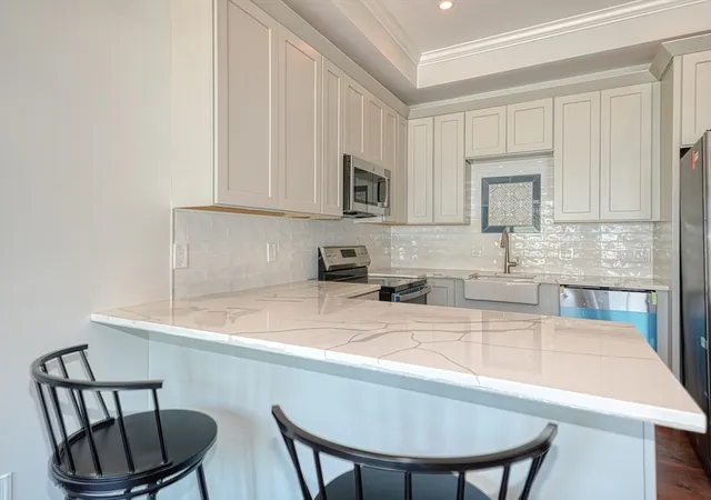 2nd image of 369 Grant #1, Framingham, MA 01702 | MLS# 73526141