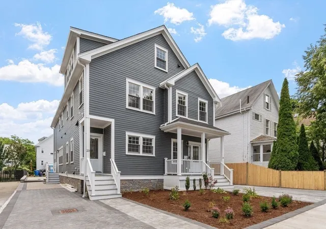 2nd image of 23 Trowbridge St #23, Belmont, MA 02478 | MLS# 73538251