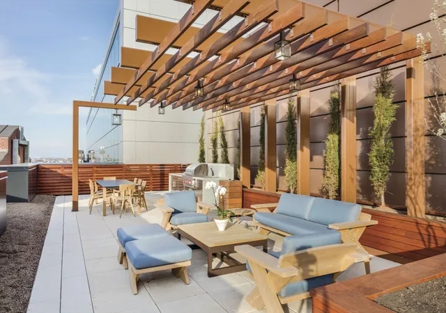 24th image of 100 Lovejoy Wharf #6 B, Boston, MA 02114 | MLS# 73557556