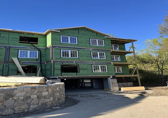 10th image of 93 Bedford Street #308, Lexington, MA 02420 | MLS# 73445173