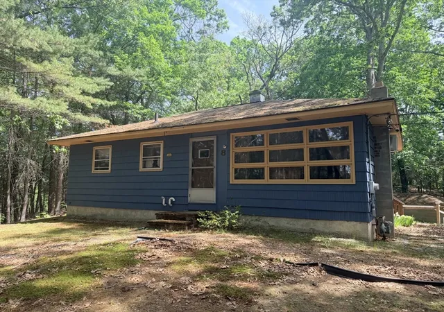 23rd image of 8 Molloy Rd, Georgetown, MA 01833 | MLS# 73463051