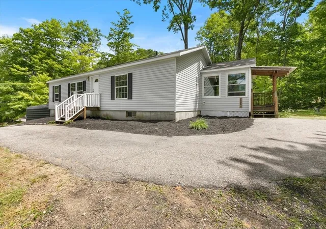 3rd image of 98 Hurricane Rd, Belmont, NH 03220 | MLS# 73552329