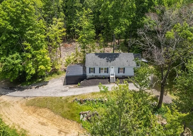 5th image of 98 Hurricane Rd, Belmont, NH 03220 | MLS# 73552329