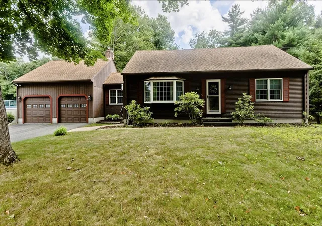 1st image of 4 Caroline Cir, Palmer, MA 01069 | MLS# 73554458