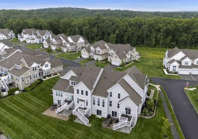 2nd image of 40 Phoebe St, Methuen, MA 01844