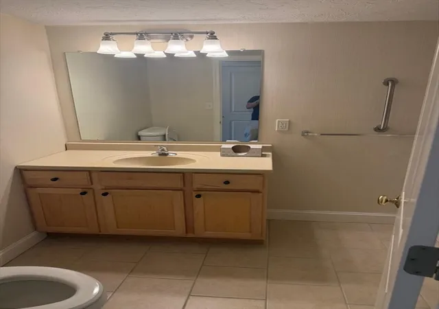 image of 1500 Worcester Rd, Framingham, MA 01702