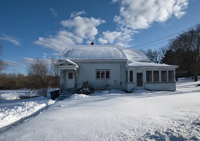 2nd image of 69 Arlington St, Dracut, MA 01826 | MLS# 73480821