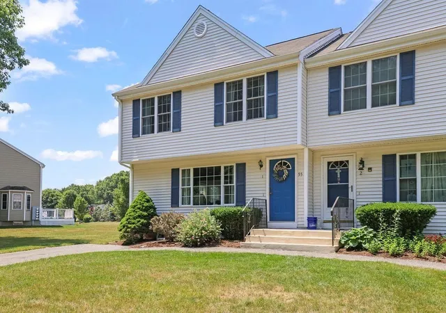 Homes for sale in Attleboro, MA | 55 Steeple Chase Cir #1, Attleboro, MA 02703 | MLS# 73546715