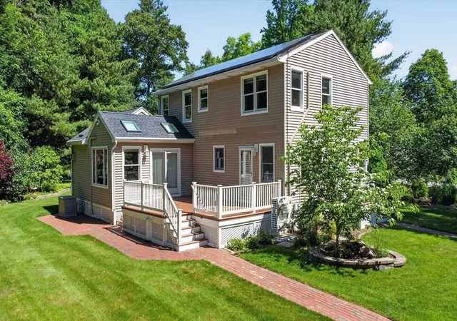 Homes for sale in Grafton, MA | 111 North St, Grafton, MA 01519 | MLS# 73535836