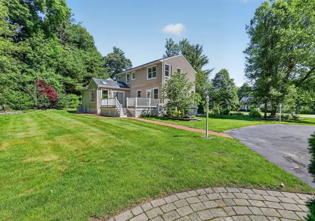 Homes for sale in Grafton, MA | 111 North St, Grafton, MA 01519 | MLS# 73535836