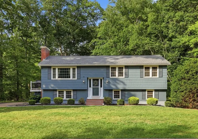 Photo 1 of Single family home for sale at 19 Kimbrough Rd, Billerica, MA 01821 | MLS# 73559266 | Listing updated on 2026-08-09