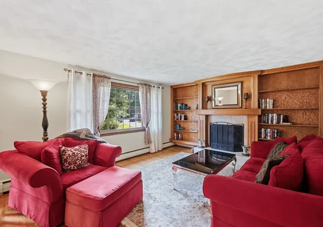 Photo 3 of Single family home for sale at 19 Kimbrough Rd, Billerica, MA 01821 | MLS# 73559266 | Listing updated on 2026-08-09