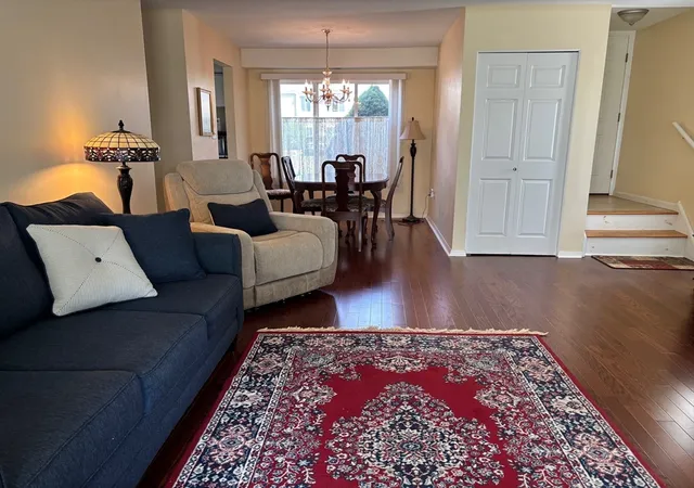 4th image of 220 Nassau Dr #220, Springfield, MA 01129 | MLS# 73553151