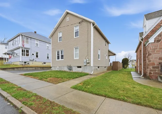4th image of 38 Prospect St, Hopedale, MA 01364