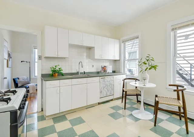 Homes for sale in Cambridge, MA | 313 Elm Street #1, Cambridge, MA 02139 | MLS# 73533025