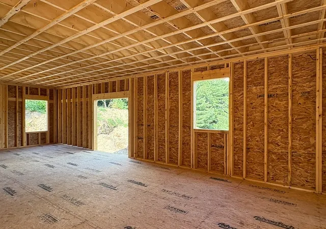 Photo 3 of Single family home for sale at 232 West Townsend Rd, Lunenburg, MA 01462 | MLS# 73569637 | Listing updated on 2026-09-01