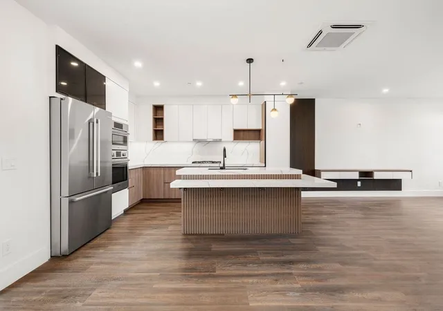 Photo 3 of Condo for sale at 29 Woodford St #2, Dorchester, MA 02125 | MLS# 73551409 | Listing updated on 2026-09-08