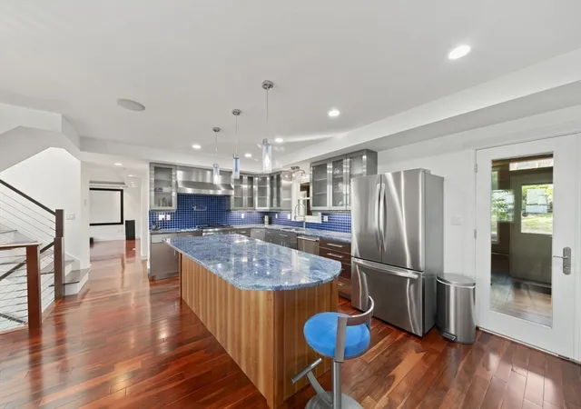 Photo 2 of Single family home for sale at 122 Parke Ave, Quincy, MA 02171 | MLS# 73525862 | Listing updated on 2026-09-17