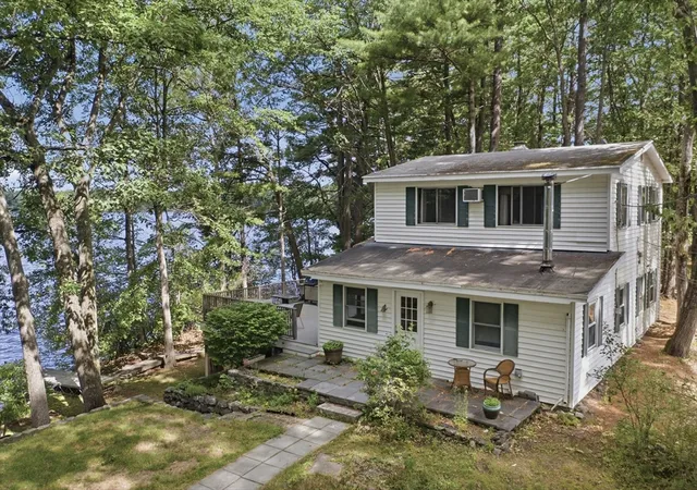 2nd image of 134 Peninsula Dr, Lunenburg, MA 01462 | MLS# 73537620