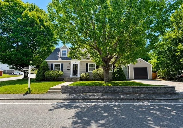 2nd image of 84 South St, Shrewsbury, MA 01545 | MLS# 73546194