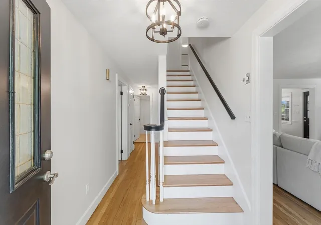 5th image of 84 South St, Shrewsbury, MA 01545 | MLS# 73546194