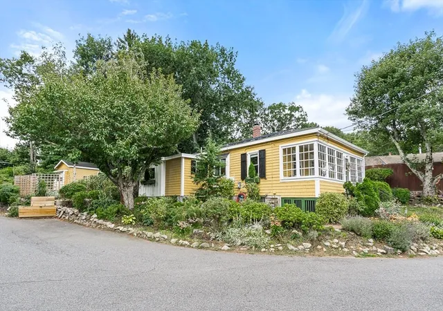 Photo 2 of Sale Pending at 87 Great Woods Rd, Saugus, MA 01906 | MLS# 73568869 | Listing updated on 2026-09-01