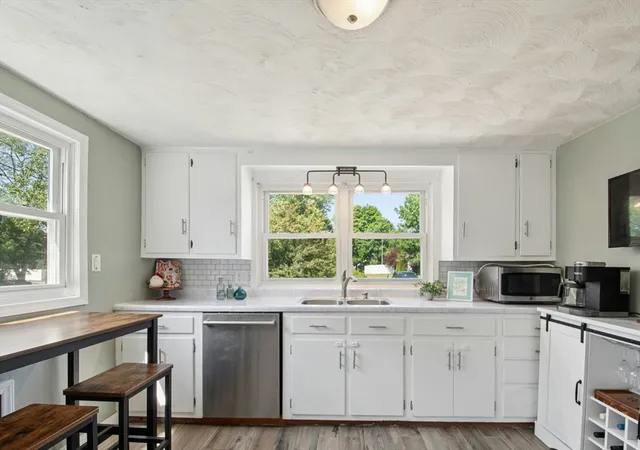 3rd image of 92 Union Street, West Bridgewater, MA 02379 | MLS# 73551164
