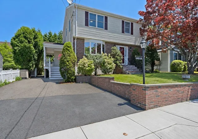 Homes for sale in Quincy, MA | 76 Shawmut St, Quincy, MA 02169 | MLS# 73526055
