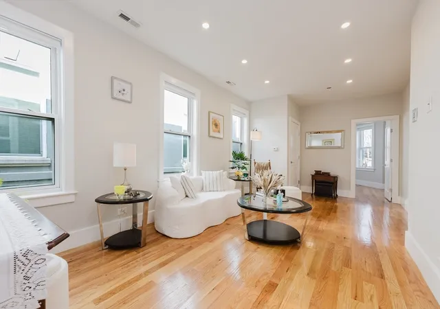 Homes for sale in Boston, MA | 326 Chelsea St, Boston, MA 02128