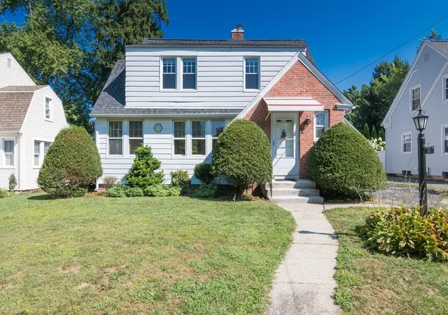 Photo 1 of Sale Pending at 32 Elmwood Ave, Longmeadow, MA 01106 | MLS# 73568235 | Listing updated on 2026-09-23