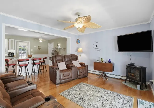 5th image of 135 Sturbridge Road, Holland, MA 01521 | MLS# 73552829