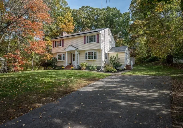 Homes for sale in Bellingham, MA | 194 Paine Street, Bellingham, MA 02019 | MLS# 73445725