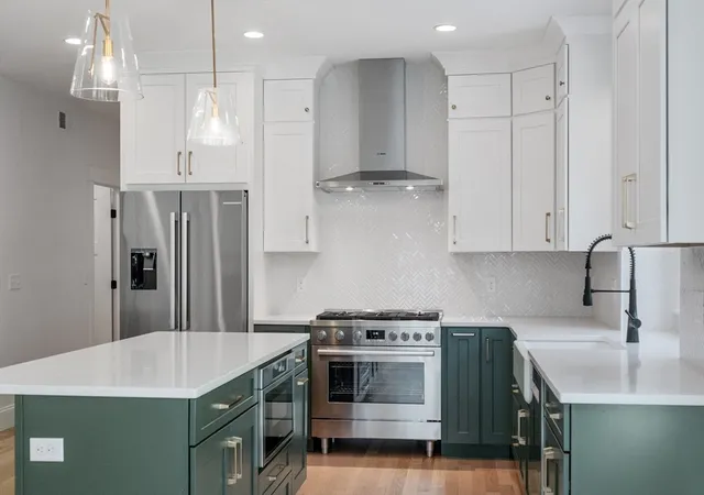 5th image of 2 Colburn Lane, Littleton, MA 01460 | MLS# 73533266