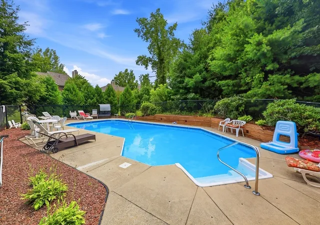 2nd image of 44 South View Dr #44, Southwick, MA 01077 | MLS# 73557448