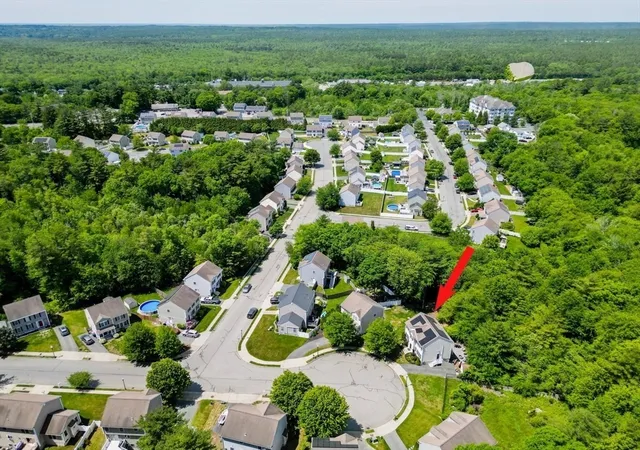3rd image of 75 Erin Ct, New Bedford, MA 02745 | MLS# 73531838