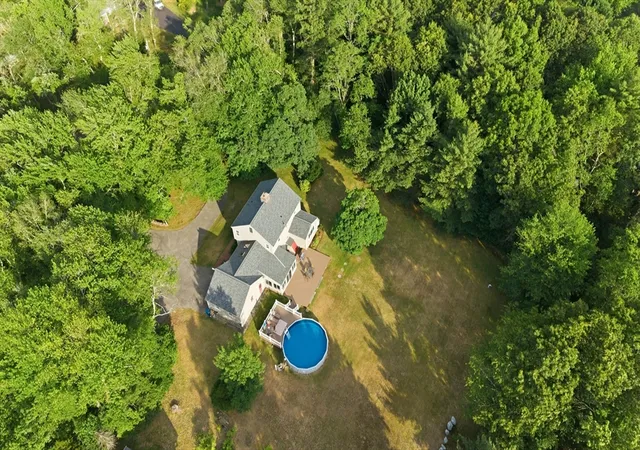 39th image of 25 Pamden Ln, Seekonk, MA 02771 | MLS# 73538891