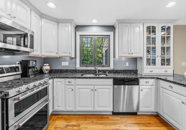 5th image of 25 Pamden Ln, Seekonk, MA 02771 | MLS# 73538891