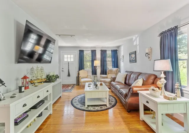 Homes for sale in North Reading, MA | 10 Flash Road, North Reading, MA 01864 | MLS# 73547906