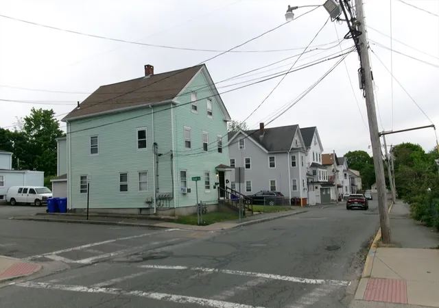 2nd image of Heritage Hill Condominiums, Taunton, MA 02780