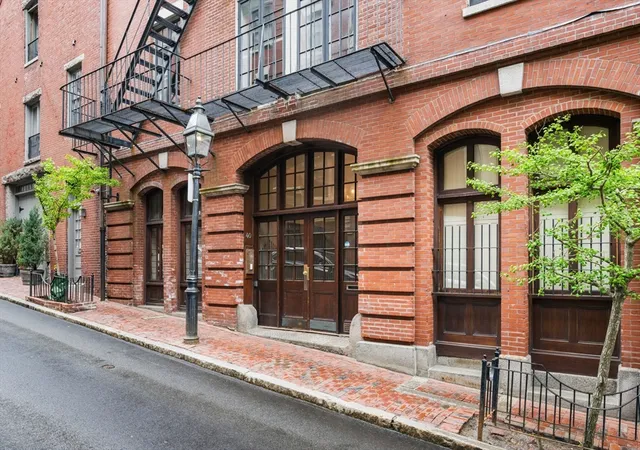 Homes for sale in Boston, MA | 40 Joy St #9, Boston, MA 02114 | MLS# 73519100