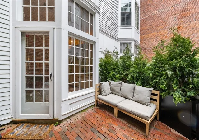 Homes for sale in Boston, MA | 40 Joy St, Boston, MA 02114