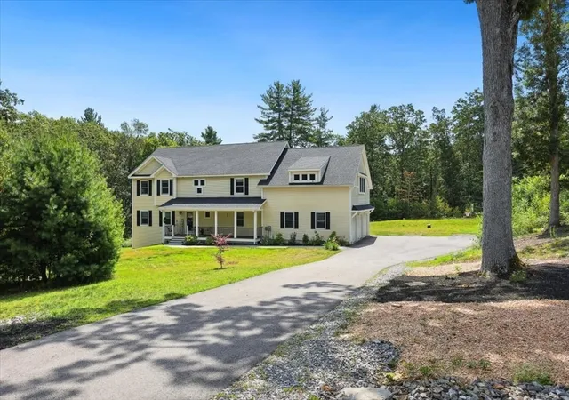 Photo 3 of Single family home for sale at 22 Austin Ln, Hollis, NH 03049 | MLS# 73433144 | Listing updated on 2025-10-06