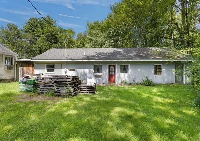 Photo 3 of Sale Pending at 138 Sutton Ave, Oxford, MA 01540 | MLS# 73566988 | Listing updated on 2026-10-06