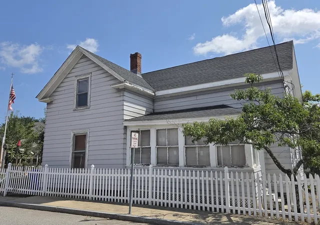 Photo 1 of Sale Pending at 4 Kimball St, Ipswich, MA 01938 | MLS# 73563260 | Listing updated on 2026-09-03
