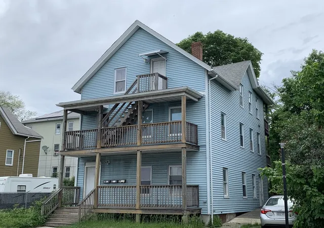 1st image of 4 S Ward St, Worcester, MA 01610 | MLS# 73549014