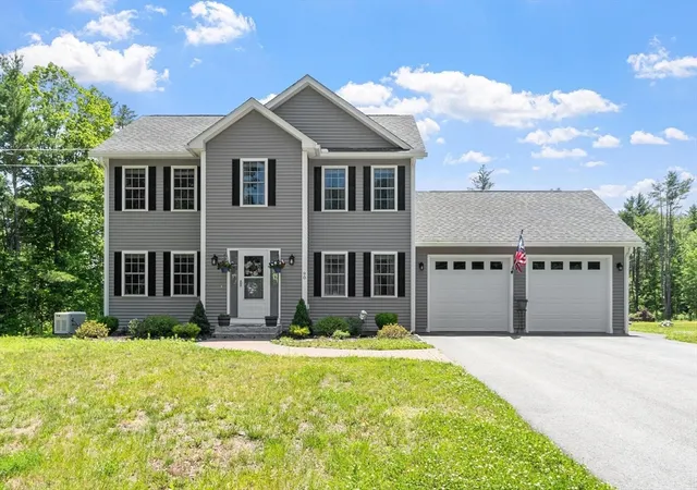 Homes for sale in Winchendon, MA | 90 Royalston Rd N, Winchendon, MA 01475 | MLS# 73544803