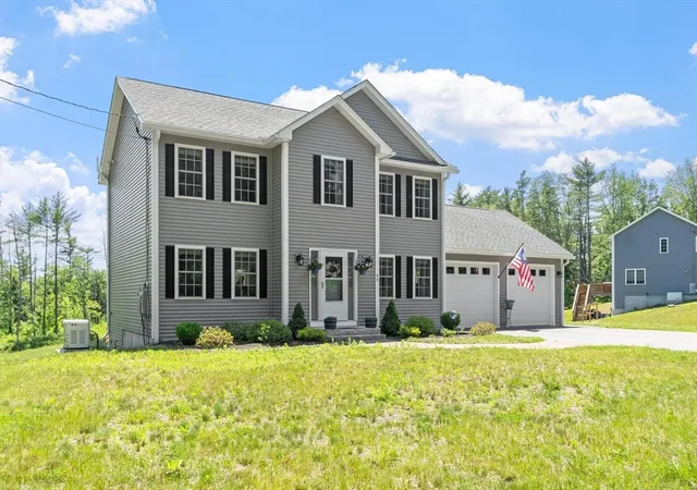 Homes for sale in Winchendon, MA | 90 Royalston Rd N, Winchendon, MA 01475 | MLS# 73544803